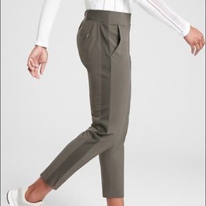 Athleta Brooklyn Ankle Pant Olive Size 6